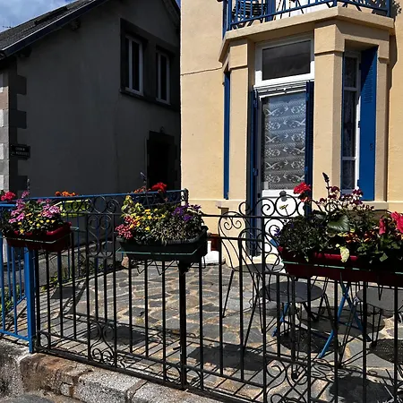 Original And Quirky Village * Giat